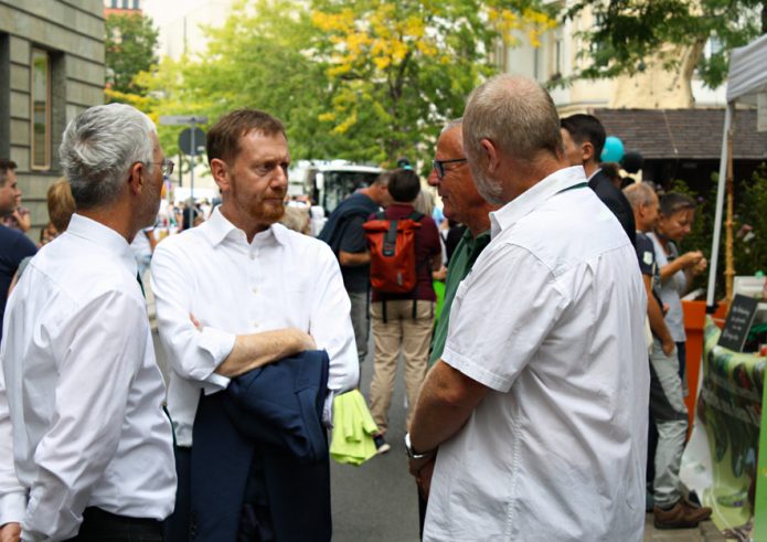 Minsterpräsident Michael Kretschmer im Gespräch mit Vertretern des LSK-Präsidiums